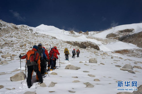 中國チベット、35年間に海外登山隊1萬人超が訪問