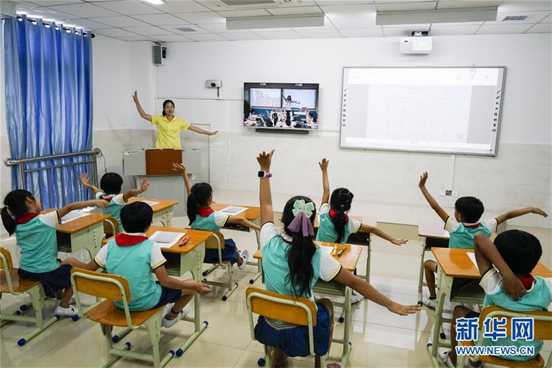 中國最南端の學校、オンライン教育システムを活用