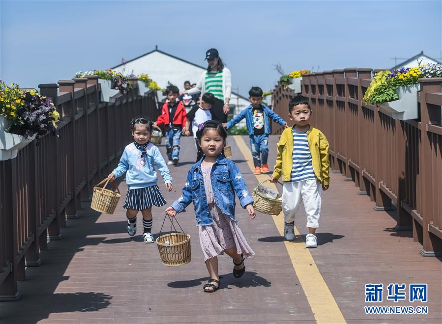 水郷古鎮(zhèn)で「立夏」を祝う伝統(tǒng)イベント開催　浙江省