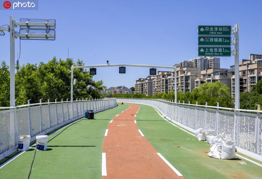 北京初の自転車専用レーン（寫真著作権は東方ICが所有のため転載禁止）。