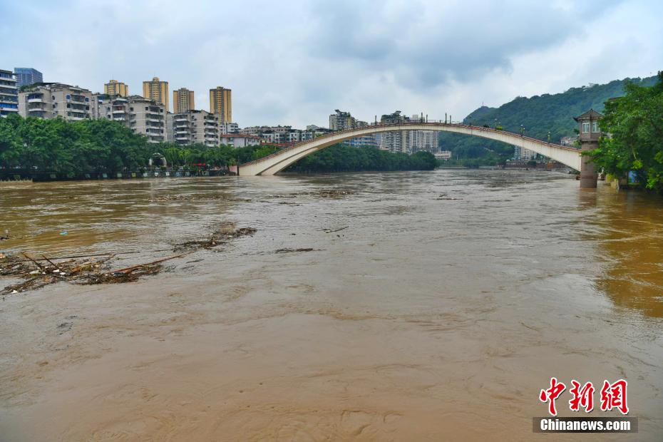 重慶市が3級洪水防止緊急時対応策を発令