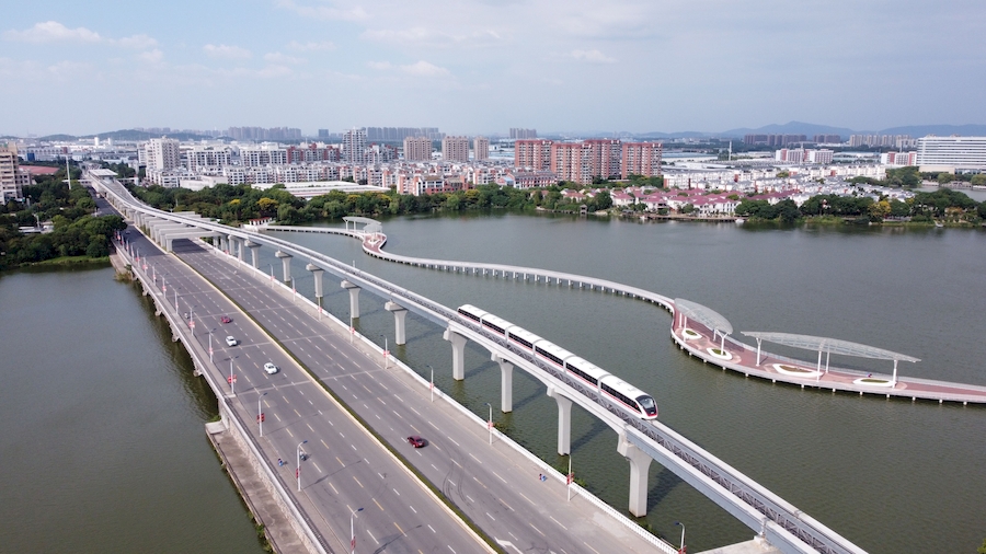 車両走行中の蕪湖鉄道交通1號線（撮影?呂雲飛）。