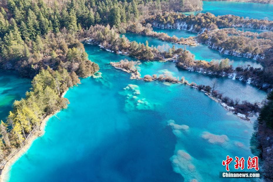 上空から撮影した火花海の風景（撮影?安源）。