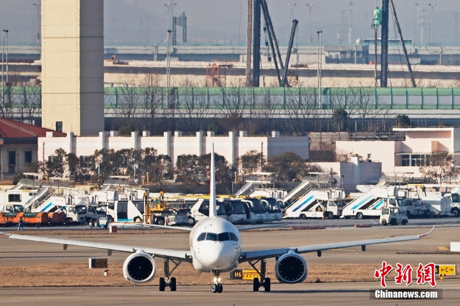 東方航空の世界1機目の國産大型旅客機「C919」が春節明け初の検証飛行