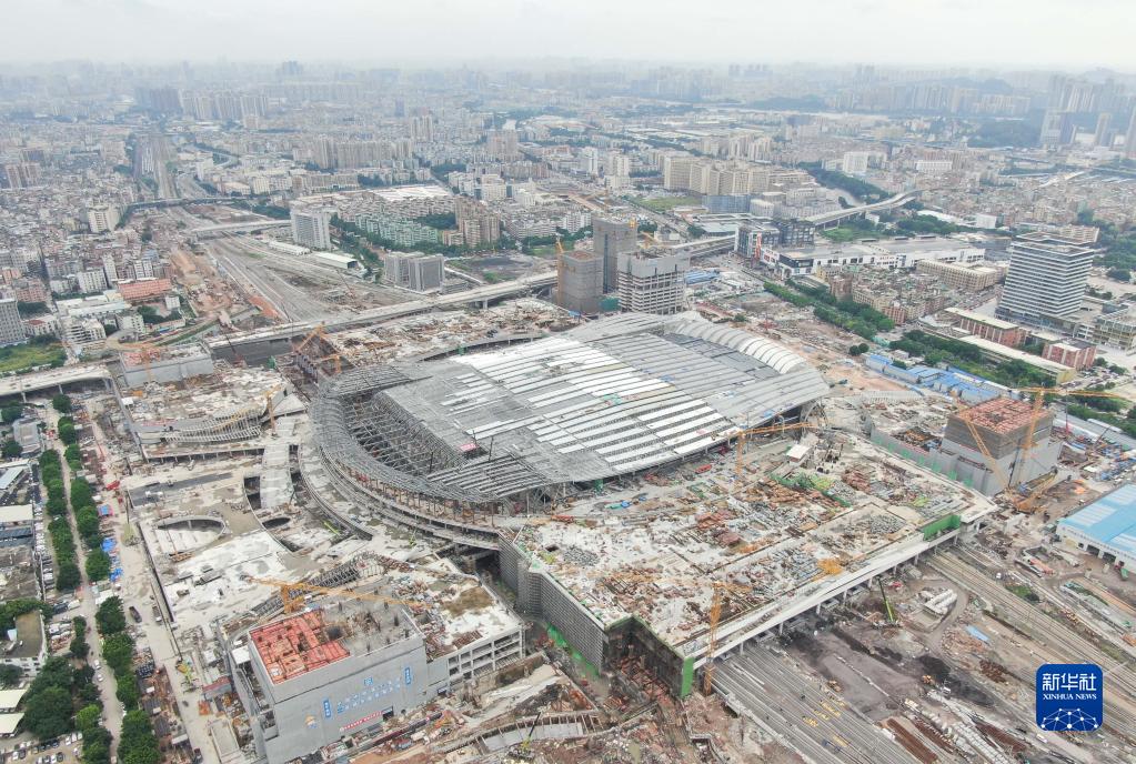 建設中の広州白雲駅（6月19日、ドローンによる撮影?鄧華）