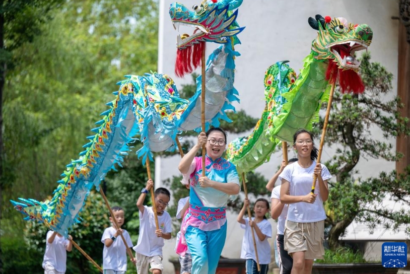 多彩な夏休みを楽しむ中國(guó)の子どもたち