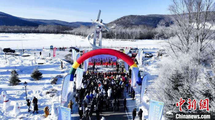 【音聲ニュース】年平均気溫氷點下4.3度！「中國で最も寒い町」でウォーキング大會